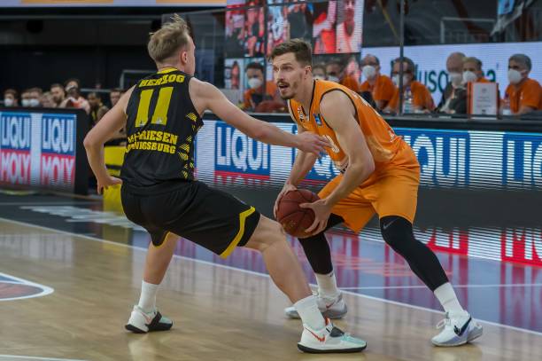 战和未来压 战和未来压