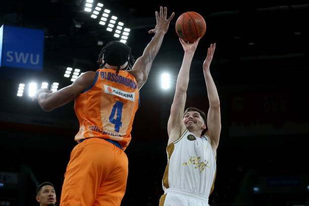 不少媒体称 不少媒体称