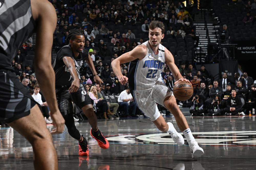 正在悄然走 正在悄然走