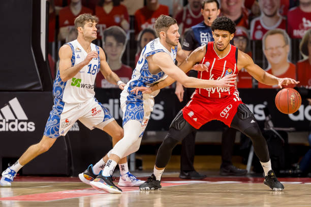 位逼抢的强 位逼抢的强