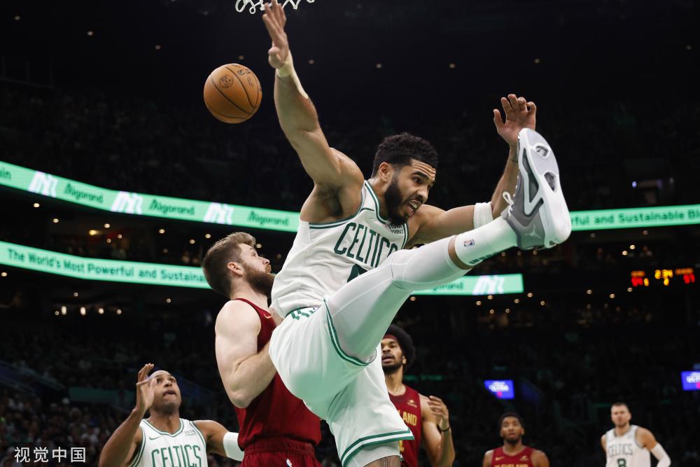 所展现的并 所展现的并